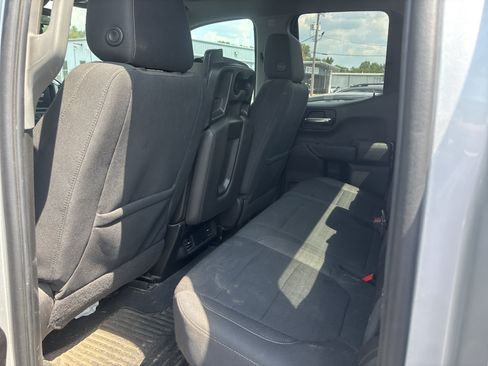 Used 2022 Chevrolet Silverado 1500 Custom AWD/4WD image 11