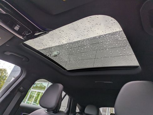 New 2026 Mercedes-Benz GLC 43 AMG 4MATIC Coupe image 13