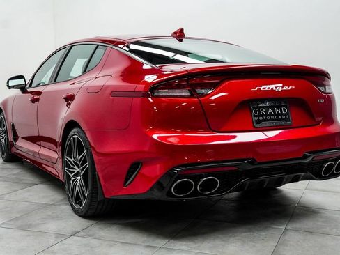 Used 2023 Kia Stinger GT2 RWD image 11