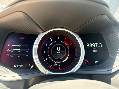 Used 2018 Aston Martin DB11 V12 RWD image 6