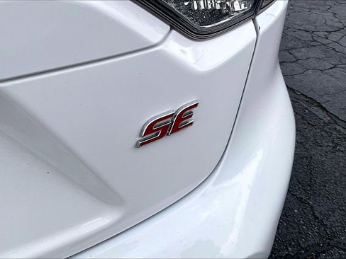 Used 2025 Toyota Corolla SE FWD image 7