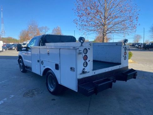 Used 2012 Ford F350 XL w/ PWR Equipment Group image 3