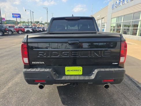 Used 2025 Honda Ridgeline Black Edition image 9