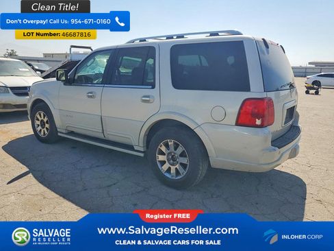 Used 2004 Lincoln Navigator 2WD image 3