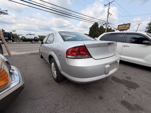 Used 2003 Chrysler Sebring LX FWD image 7