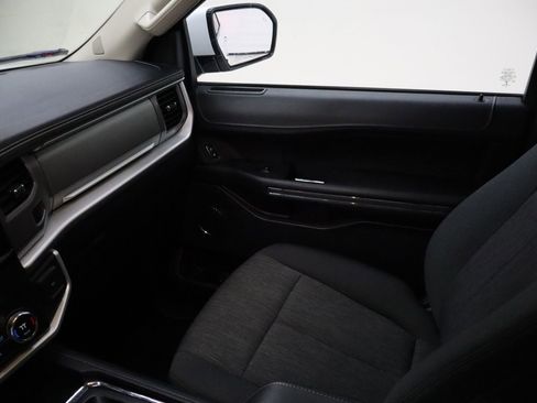 Certified 2022 Ford Expedition XLT image 22