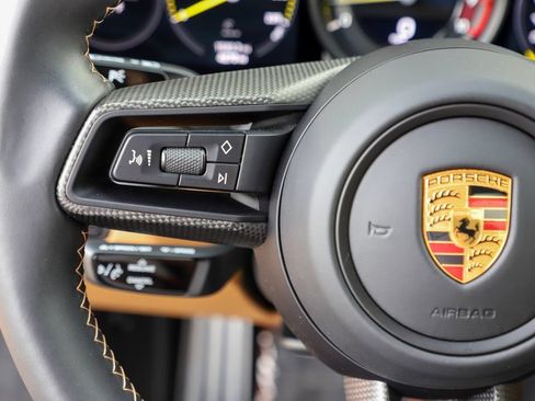 Used 2022 Porsche 911 GT3 RWD image 26