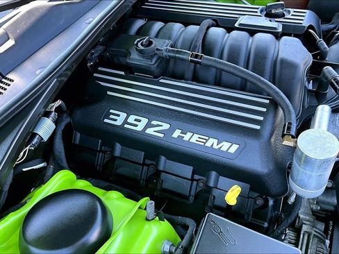 Used 2015 Dodge Challenger SRT w/ Technology Group RWD image 33