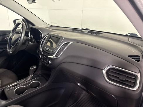 Used 2019 Chevrolet Equinox LT AWD/4WD image 32