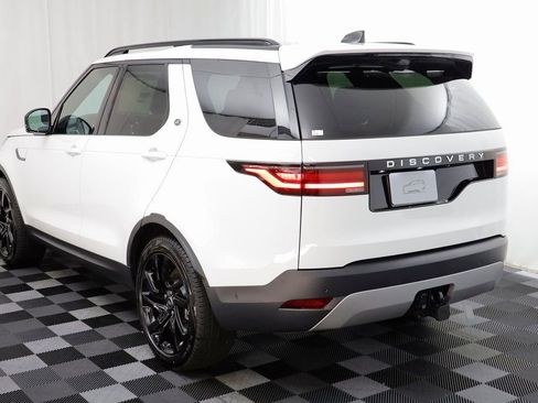 New 2025 Land Rover Discovery S AWD/4WD image 17