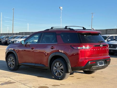 New 2026 Nissan Pathfinder SV image 6