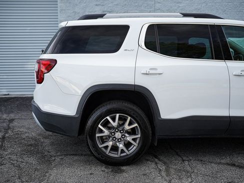 Used 2023 GMC Acadia SLT image 15