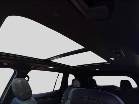 Used 2026 Buick Enclave Sport Touring w/ Power Package image 15