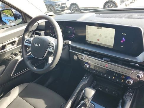 New 2025 Kia Telluride S image 8