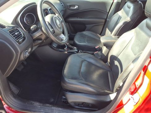 Used 2019 Jeep Compass Limited FWD image 11