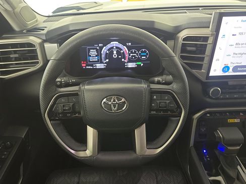 Used 2024 Toyota Tundra Limited AWD/4WD image 15