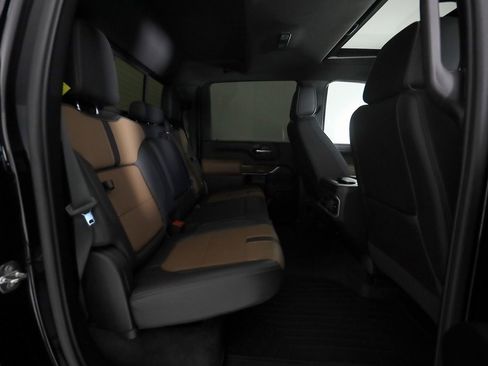 Used 2022 Chevrolet Silverado 3500 High Country w/ LPO, Hitch Package image 12