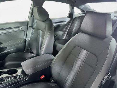 Certified 2026 Honda Civic Sport image 8