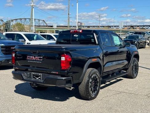 New 2026 GMC Canyon AT4 image 9