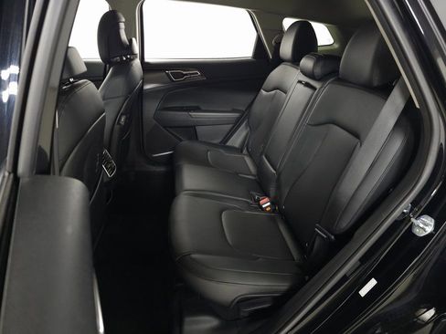 Used 2023 Kia Sportage EX image 28