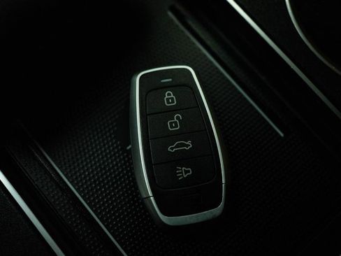 Used 2024 Acura MDX SH-AWD w/ Advance Package image 25