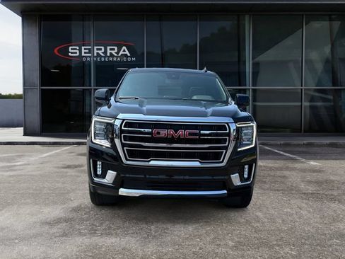 Used 2024 GMC Yukon SLT w/ SLT Premium Package AWD/4WD image 8