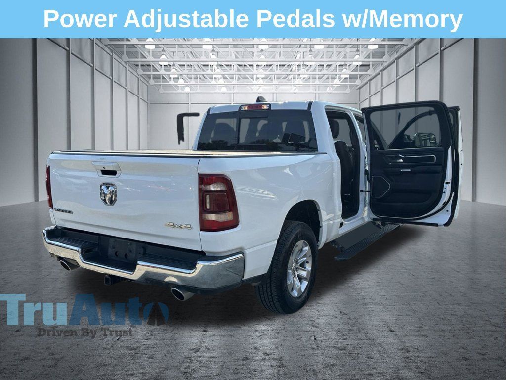 Used 2024 RAM 1500 Laramie AWD/4WD image 17