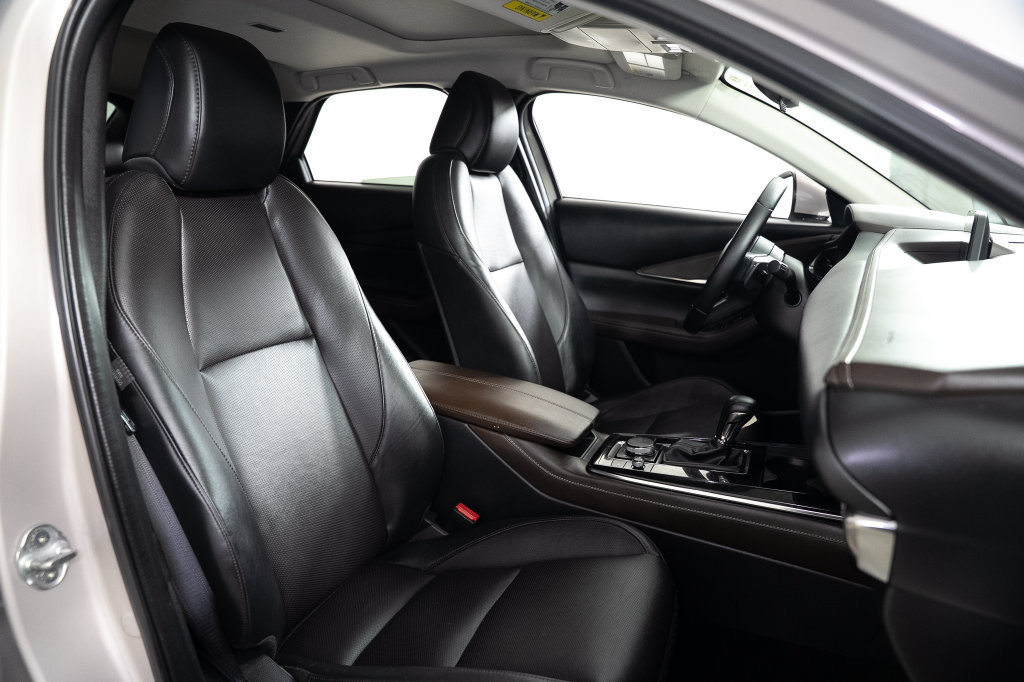 Used 2022 MAZDA CX-30 AWD 2.5 S w/ Premium Package image 22