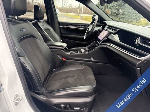 Used 2024 Jeep Grand Cherokee Trailhawk image 26