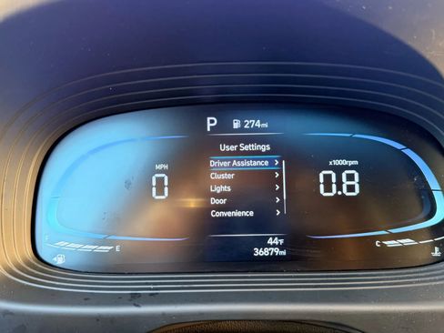 Used 2024 Hyundai Venue SEL image 21