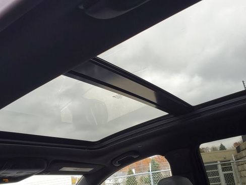 Certified 2023 Cadillac XT5 Premium Luxury image 40