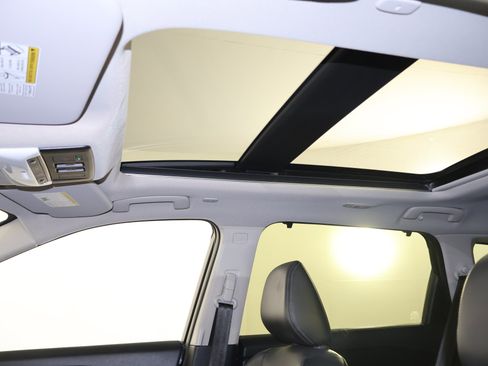 Used 2024 Nissan Rogue Platinum w/ Platinum Premium Package image 41