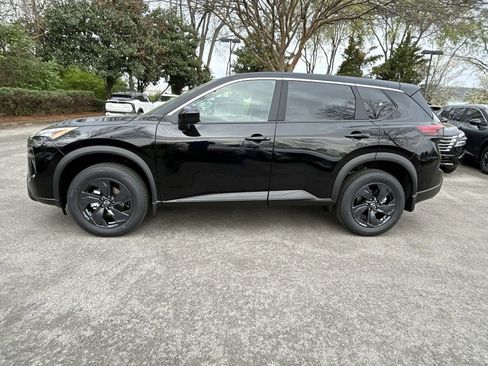New 2026 Nissan Rogue SV FWD image 4