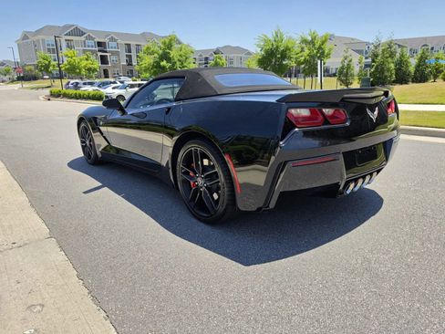 Used 2015 Chevrolet Corvette Stingray Convertible w/ 3LT Preferred Equipment Group RWD image 17