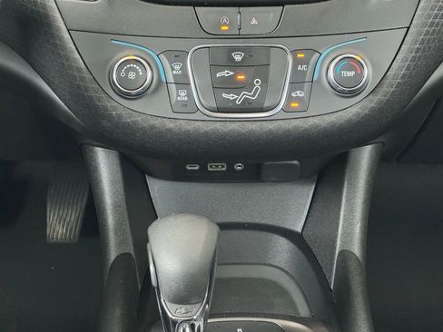 Used 2023 Chevrolet Malibu LS FWD image 31