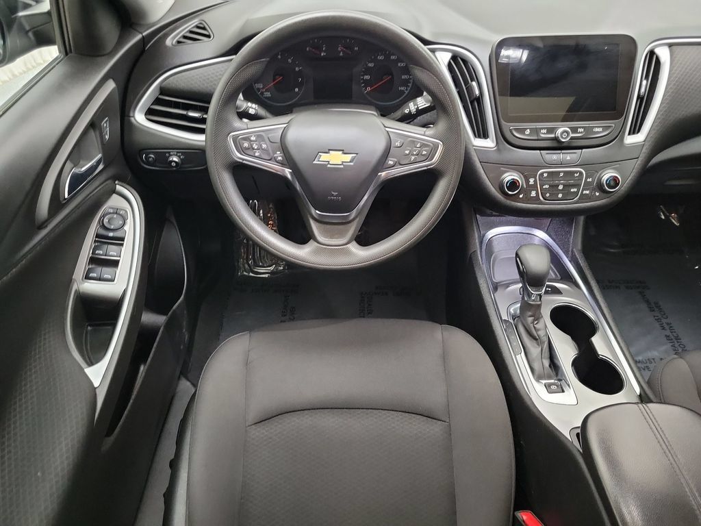 Certified 2024 Chevrolet Malibu LT FWD image 13