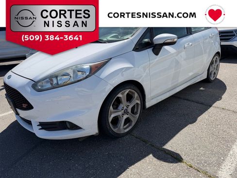 Used 2015 Ford Fiesta ST w/ ST Recaro Package FWD image 1