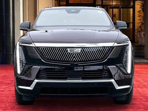New 2026 Cadillac Escalade IQL Luxury w/ LPO, Floor Liner Package AWD/4WD image 3