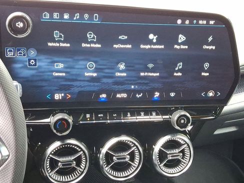 New 2026 Chevrolet Blazer EV LT w/ Midnight/Sport Edition FWD image 16
