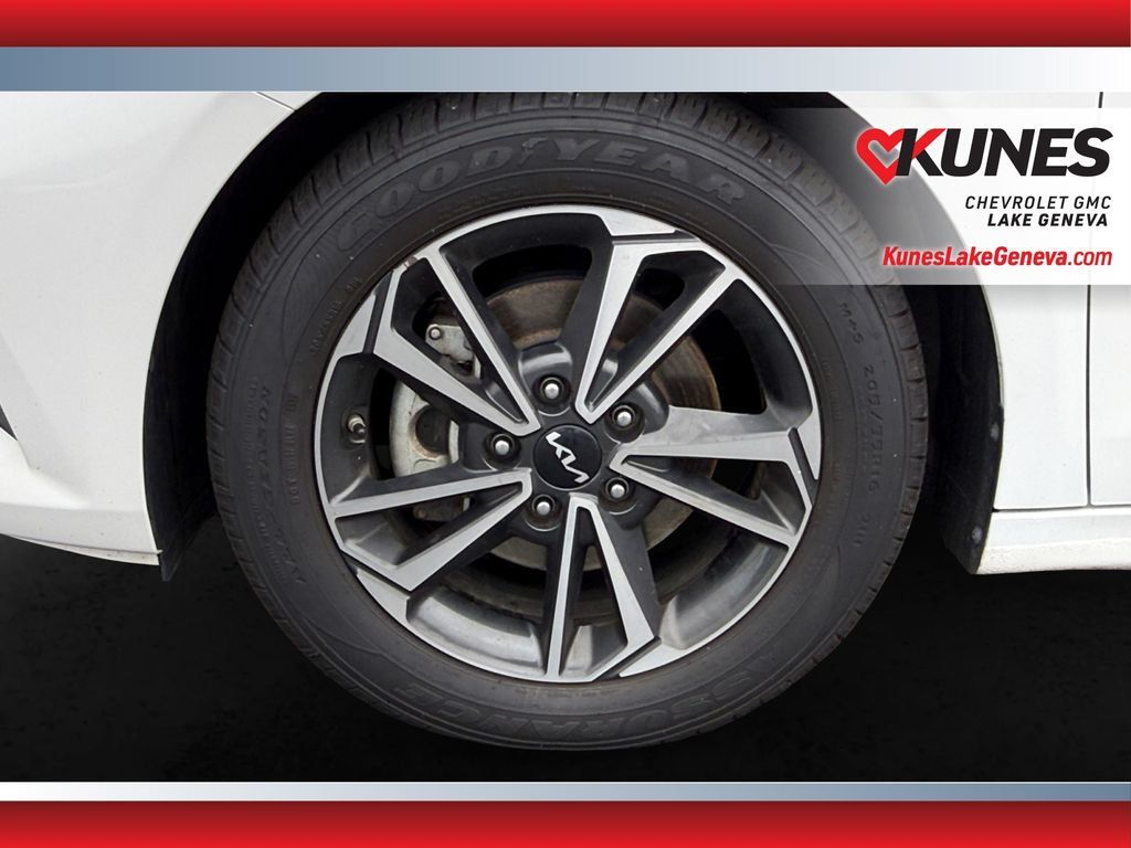 Used 2024 Kia Forte LXS FWD image 10