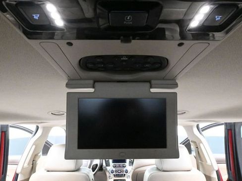 Used 2016 GMC Yukon XL SLT w/ Premium Edition image 43