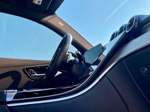 Certified 2024 Mercedes-Benz GLC 300 4MATIC image 22