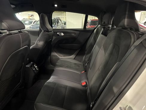 Certified 2023 Volvo C40 P8 Recharge Plus AWD/4WD image 22