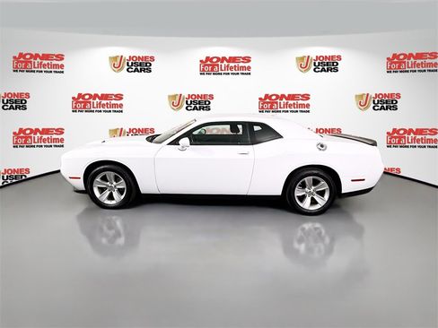 Used 2023 Dodge Challenger SXT w/ Cold Weather Group image 13