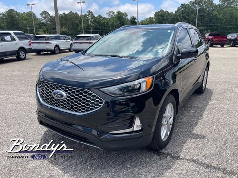 Used 2023 Ford Edge SEL AWD/4WD image 3