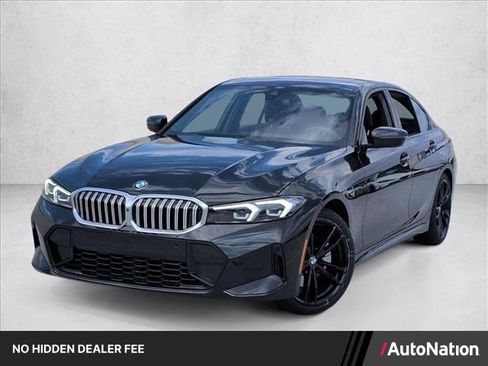 Used 2023 BMW 330i Sedan w/ M Sport Package RWD image 1