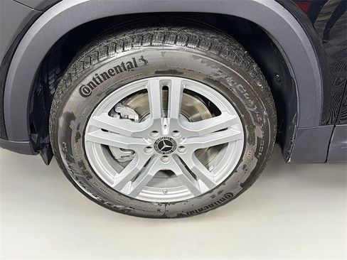 Certified 2023 Mercedes-Benz GLB 250 4MATIC image 31