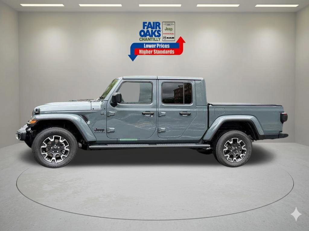 New 2026 Jeep Gladiator Sport AWD/4WD image 11
