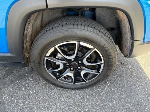 Used 2025 Jeep Compass Trailhawk AWD/4WD image 26