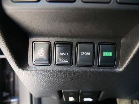 Certified 2022 Nissan Rogue Sport SL image 28